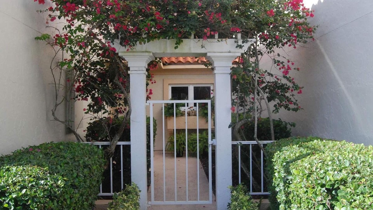 St. David's Island House | Grand Harbor 3Bedroom Townhome with full Club Golf, Tennis & Beach Membership