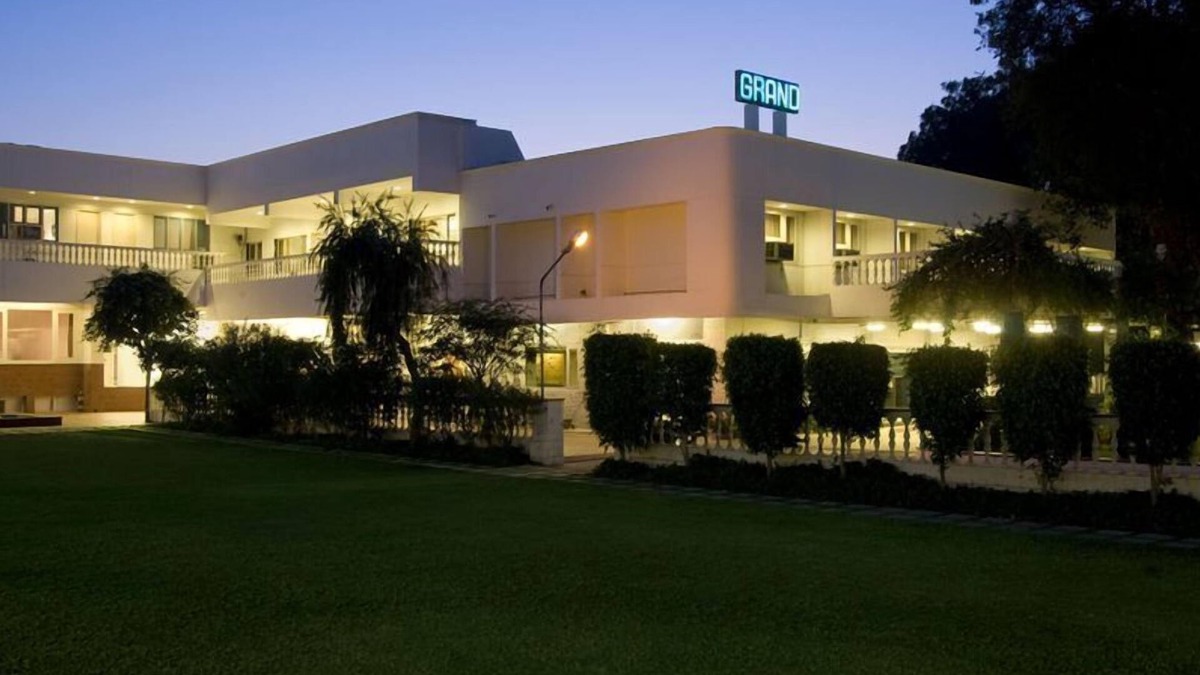 Agra Hotel | Grand Hotel Agra