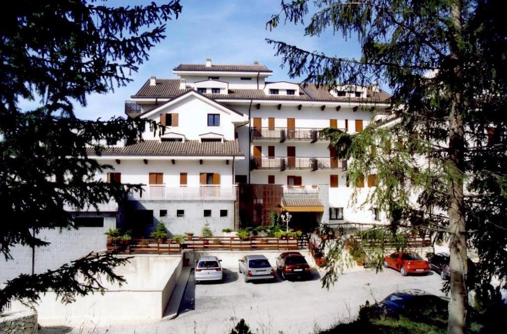 Rocca di Mezzo Hotel | Grand Hotel delle Rocche