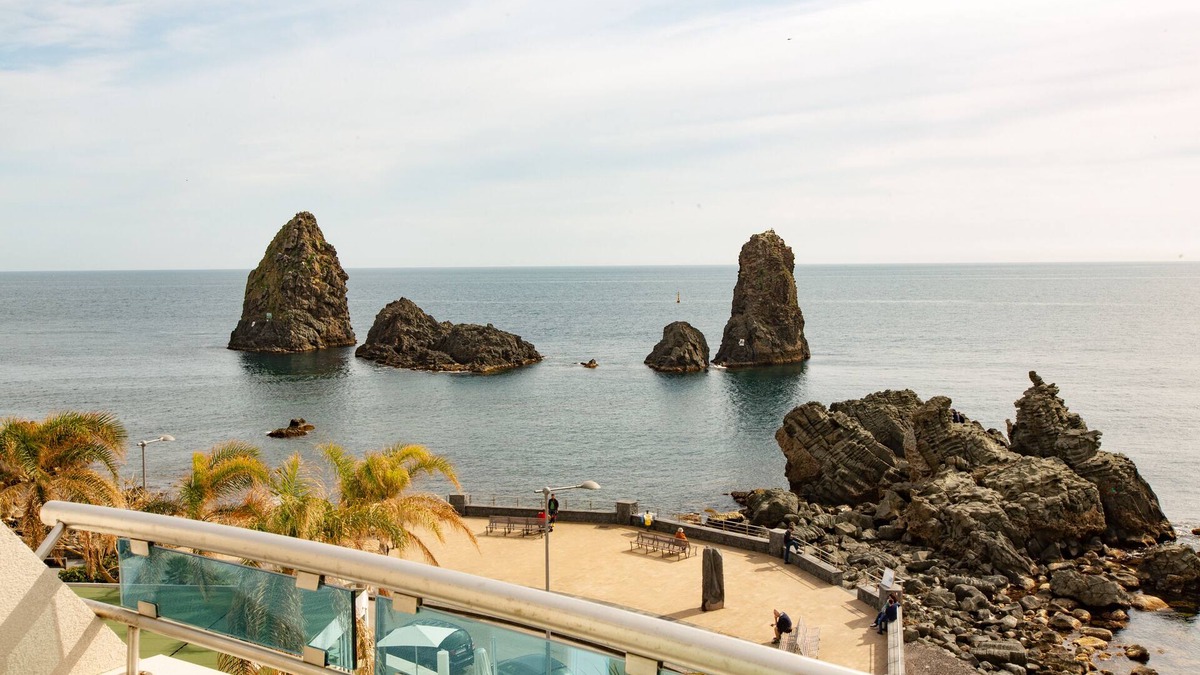Aci Trezza Hotel | Grand Hotel Faraglioni