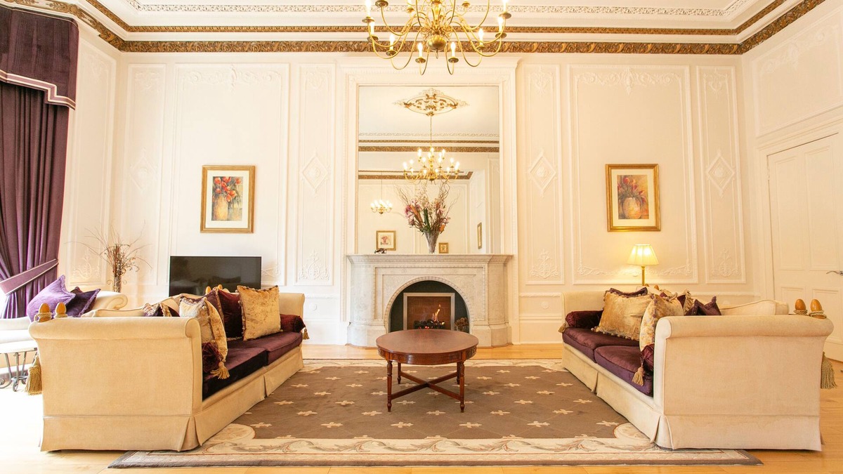 Kelvinbridge Apartment | Grand In The Park .