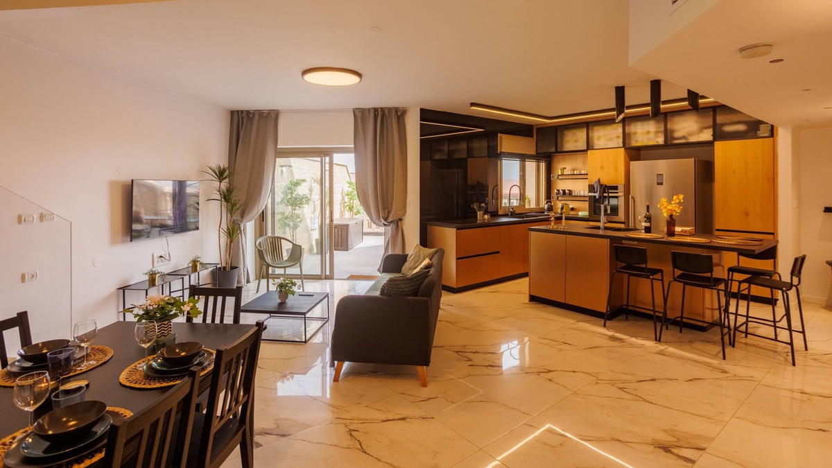 Kiryat HaLeom Apartment | Grand Jerusalem Luxury Apartment By Nimizz