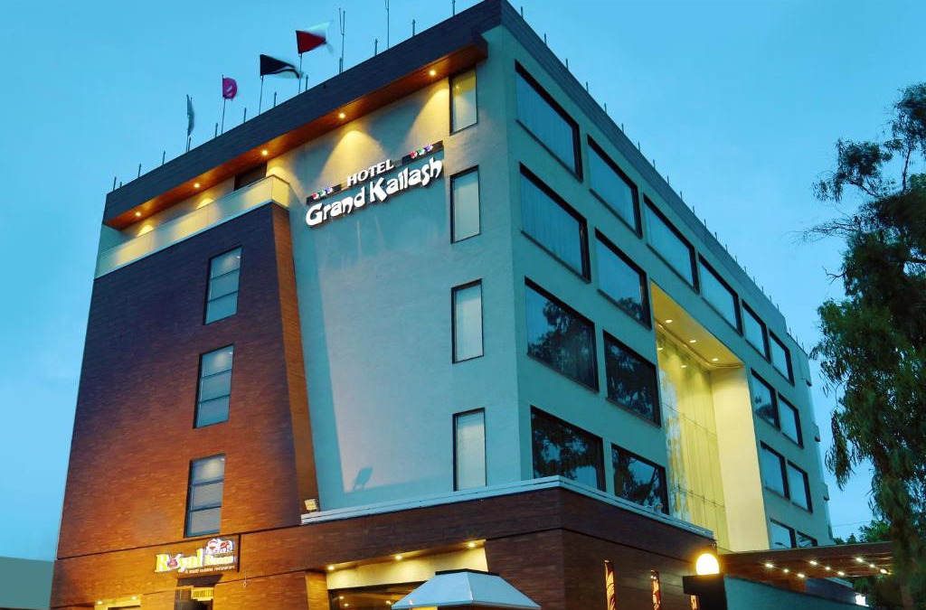 Cidco Hotel | Grand Kailash Hotel