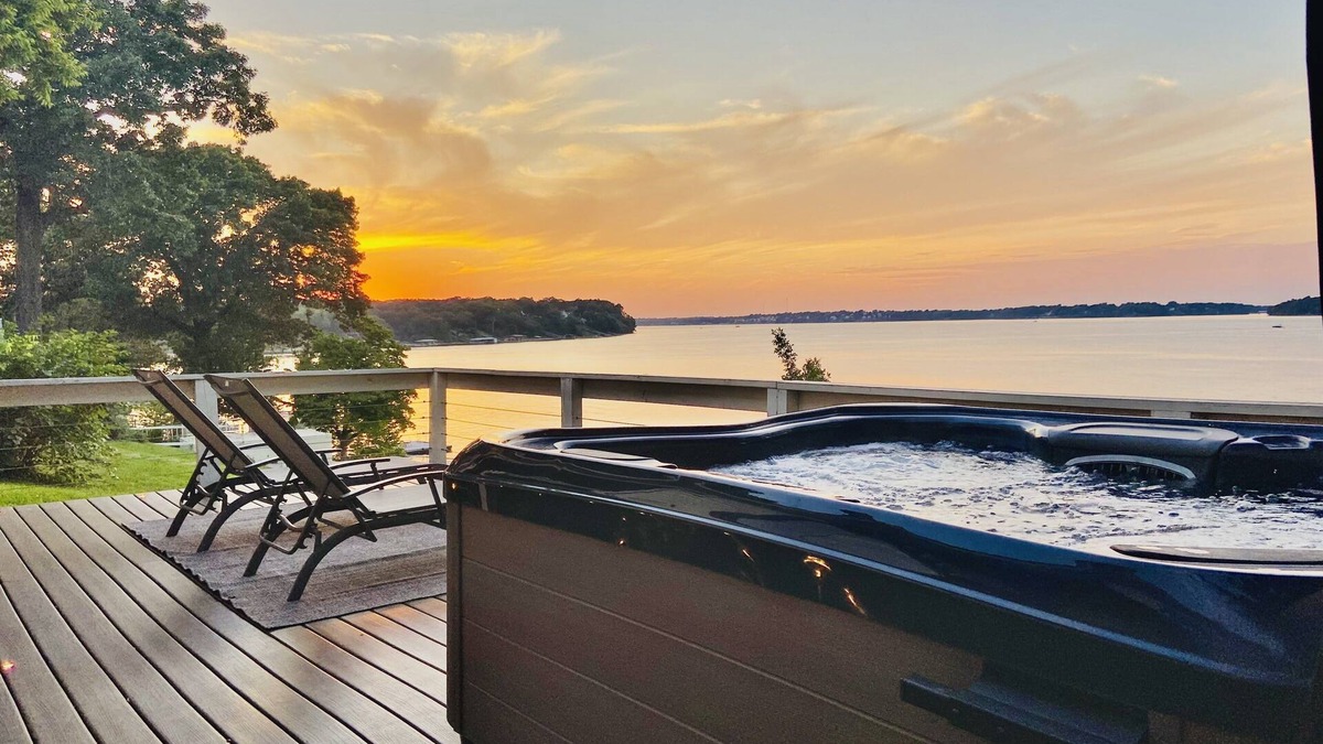 Tia Juana House | Grand Lakefront Oasis with boat dock. Minutes to boat ramps and off-roading