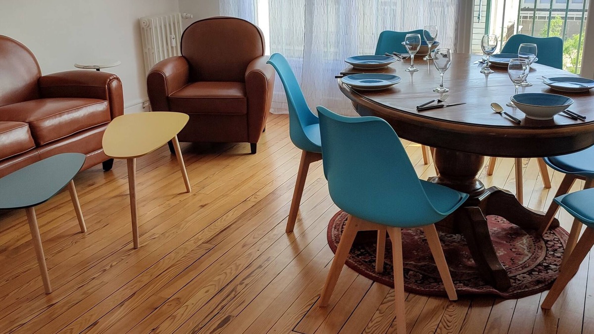 Downtown Le Havre Apartment | Grand Logement Rénové, 84 m2, 5 Personnes, à 100 m de la Gare et du Tramway