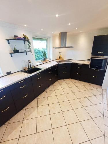 Hjørring Apartment | Grand Lux House with private parking