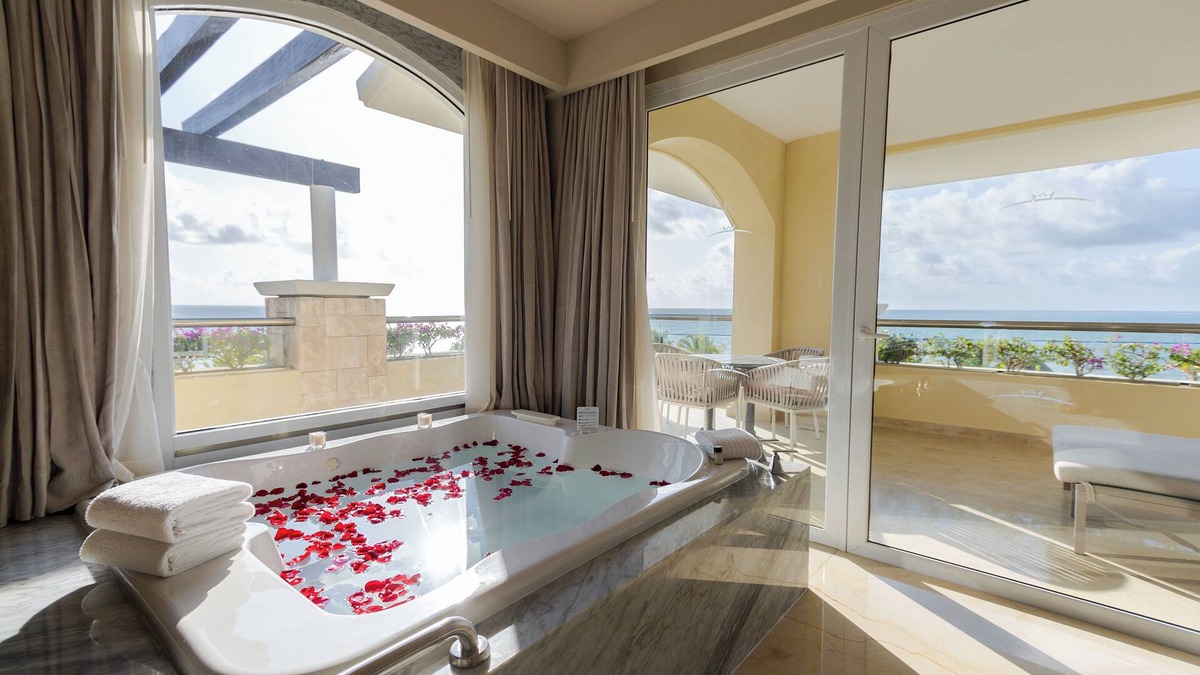 Puerto Morelos Resort | Grand Moon Palace Four Bedroom Villa