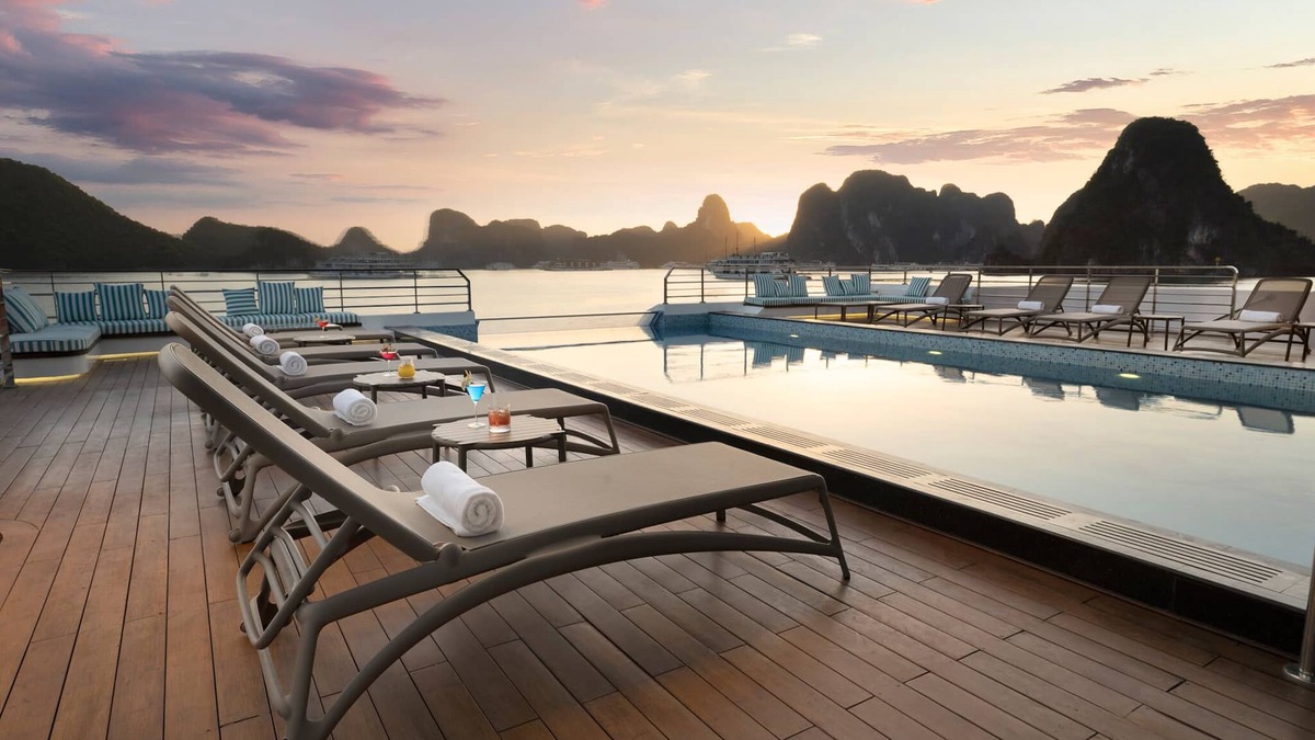 Ha Long Boat Rental | Grand Pioneers Halong Bay Cruise 1