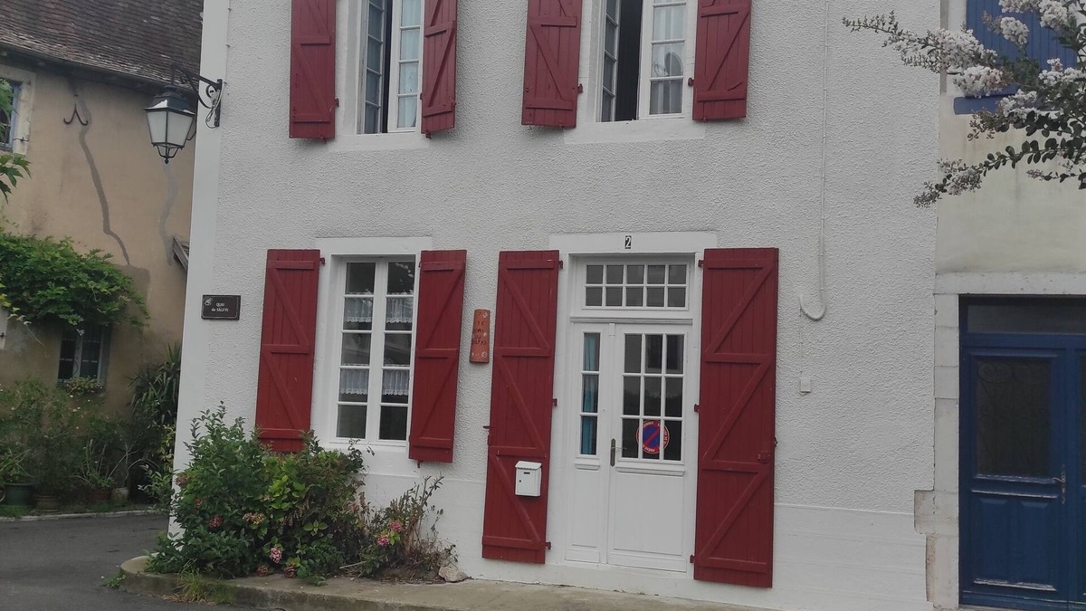 Salies-de-Bearn Apartment | Grand Rental Salies de Bearn Furnished T3 new center - Typical House XIX