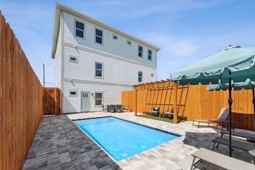 Laguna Beach Estates House | Grand Retreat I! 4BR 5BA Sleeps 15! Private Pool! Luxury and comfort await!