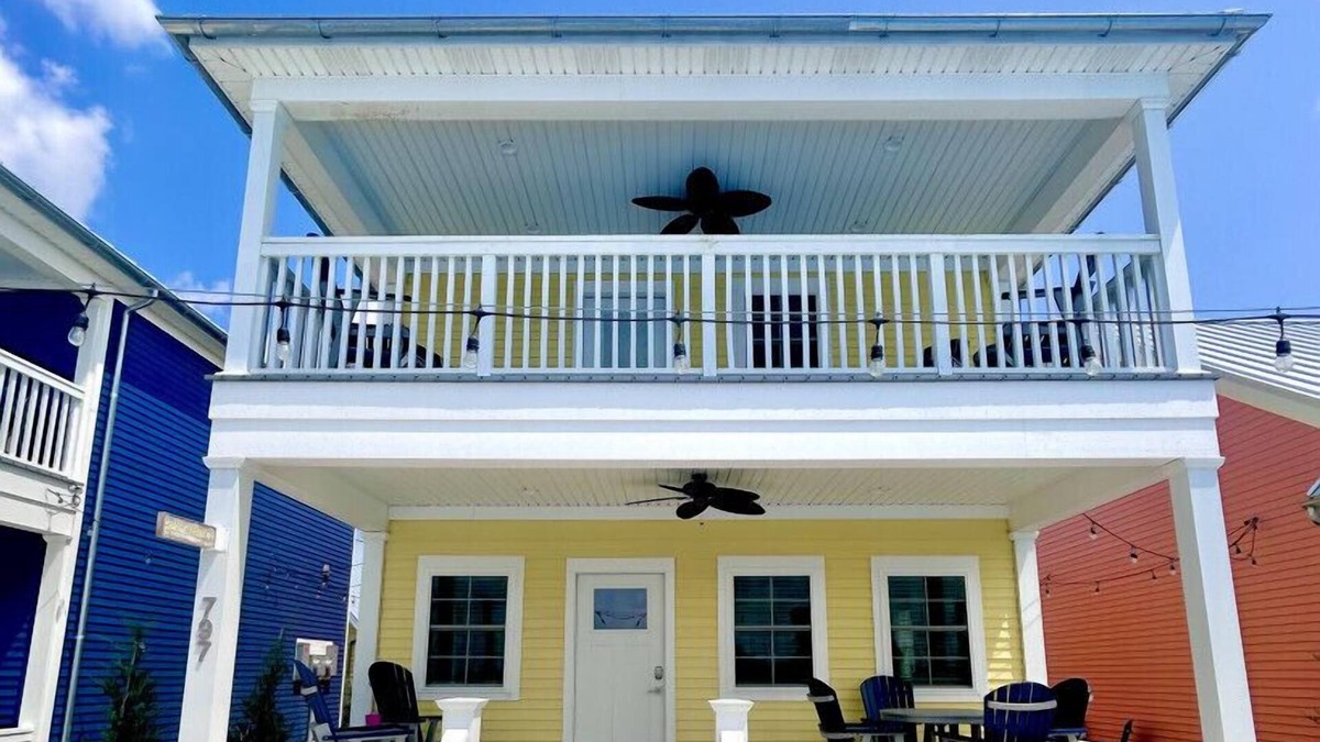 Celina Cottage | Grand Sunrise - Spacious Lakeside Cottage w/HOT TUB!