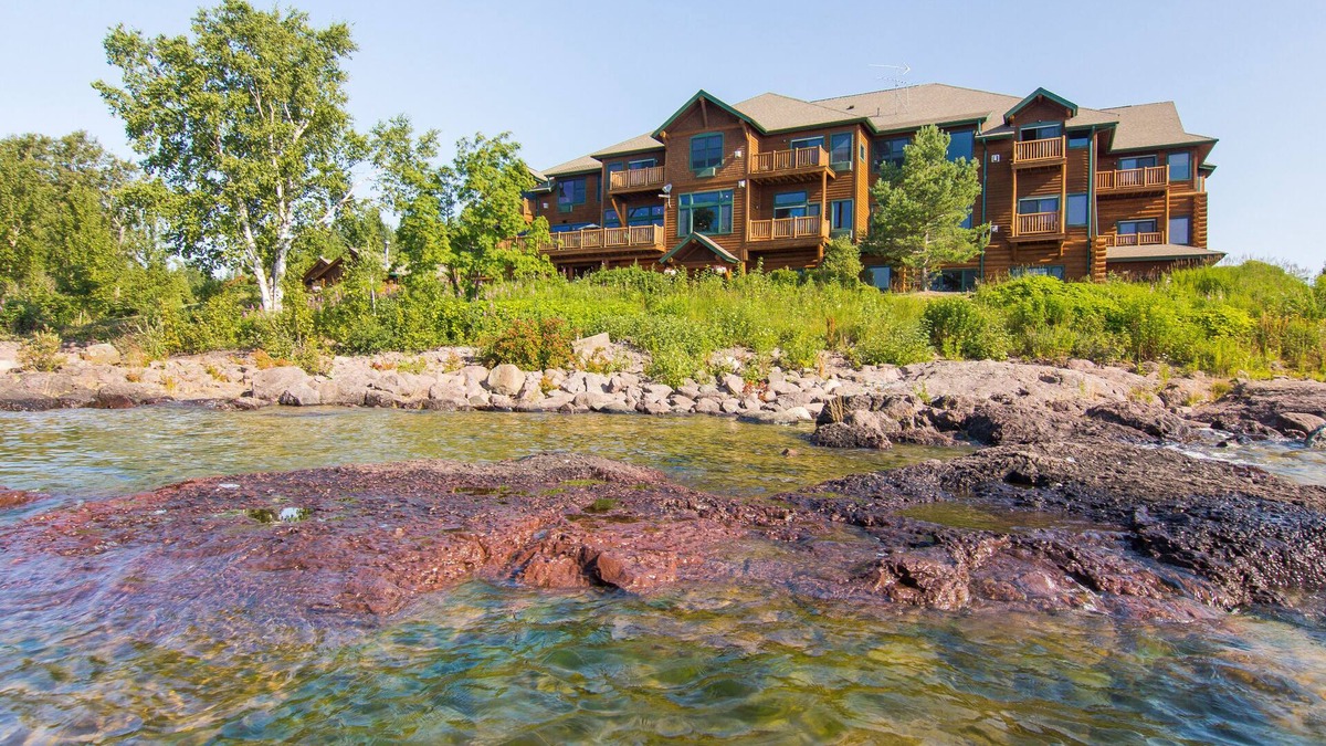 Castle Danger Cabin | Grand Superior Lodge