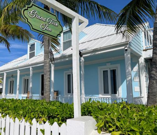 Cockburn Town Hotel | Grand Turk Inn