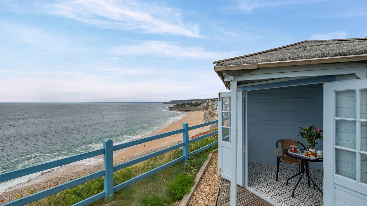Porthleven House | Grandad's Net Loft - One Bedroom House, Sleeps 2