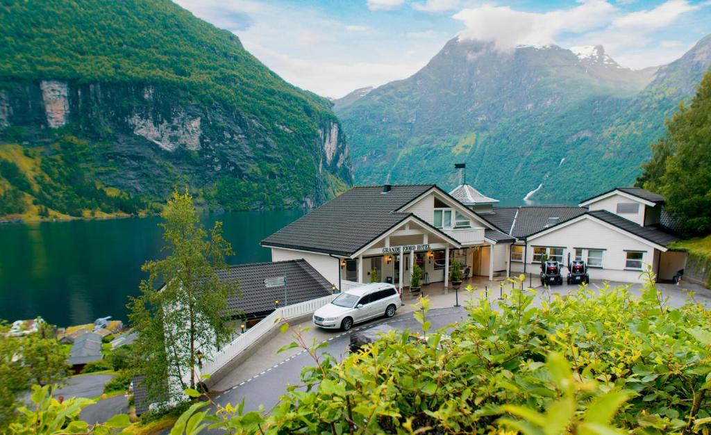 Geiranger Hotel | Grande Fjord Hotel