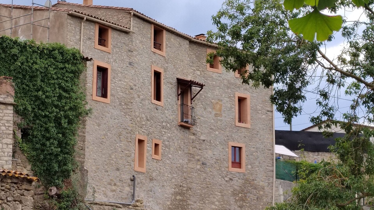 Antugnac House | Grande Maison à 5min du Musée des Dinosaures D'espéraza Petits Chiens Acceptés !