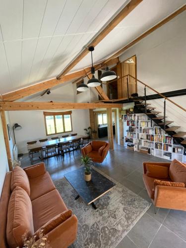 Guerard House | Grande maison avec jardin