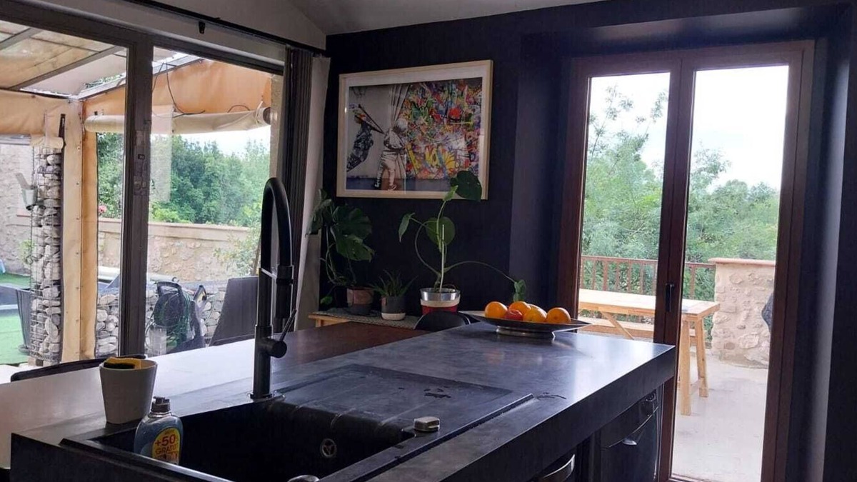 Viviers House | Grande Maison Avec Piscine