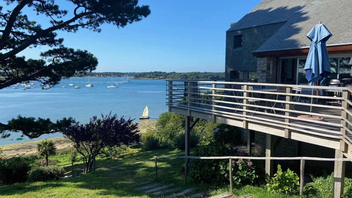 Ile-aux-Moines Villa | Grande Maison D'architecte sur la Petite Plage