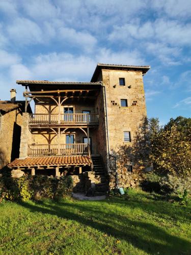 Saint-Cirgues House | Grande maison de caractère en pierres -superbe vue