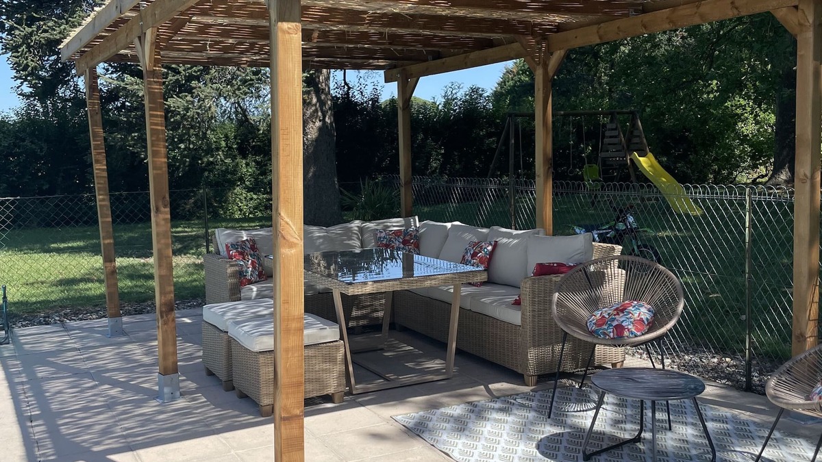 Puylaurens House | Grande Maison de Famille Avec Piscine Sécurisée Dans un Parc Arboré