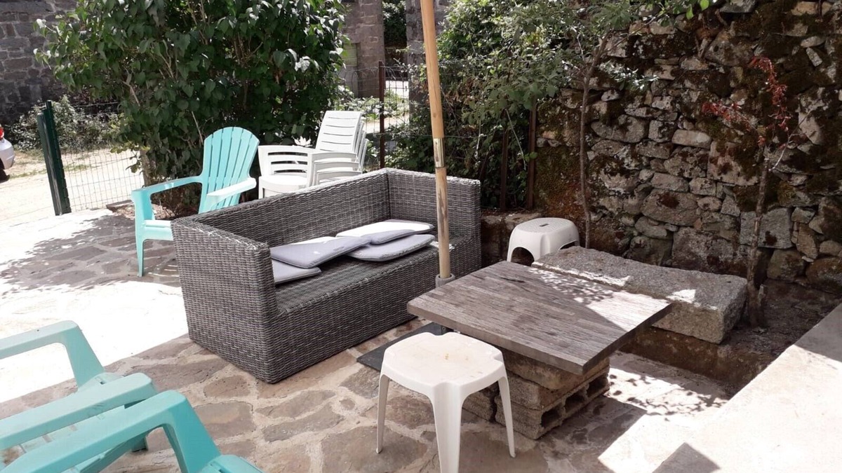 Bastelica House | Grande Maison en Pierre de 8 Chambres au Coeur du Village de Bastelica