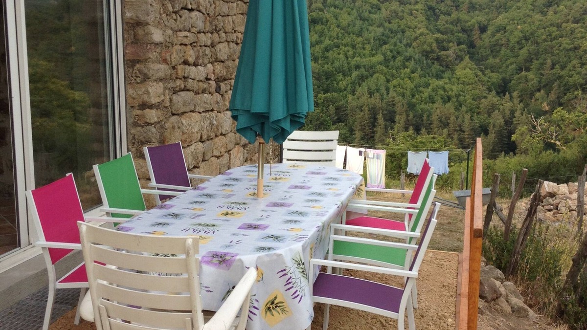 Les Nonieres Villa | Grande Maison en Pierre 13 Couchages en Ardèche Entre Lamastre et Le Cheylard