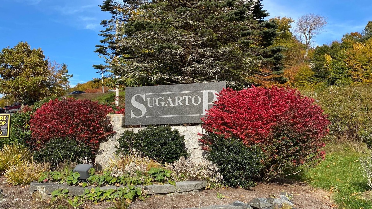 Sugar Mountain Condo | Grandfather Glory. A Luxury Condo With Spectacular View of Grandfather Mountain