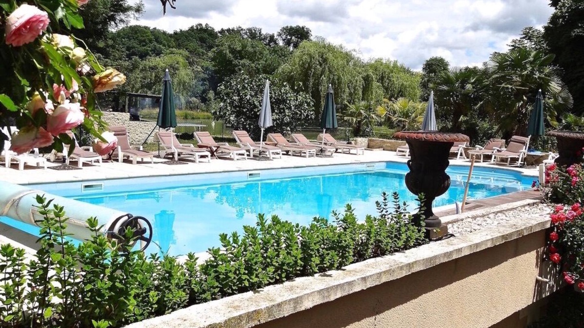 Tournon-Saint-Pierre House | GRANDGITETOURAINE