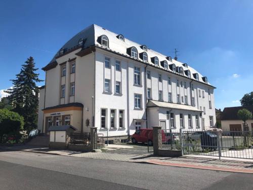 Novy Bor Hotel | Grandhotel Nový Bor