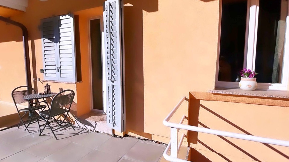 Eppenberg-Woschnau Apartment | Grandhouse W 02