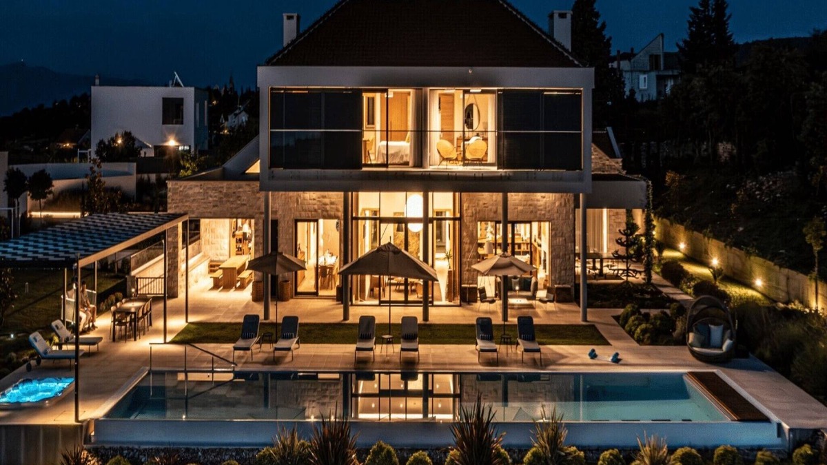 Skrip Villa | Grandiose Brac Villa | Villa Mediteranea | 6 Bedrooms | Infinity pool & Outdoor.