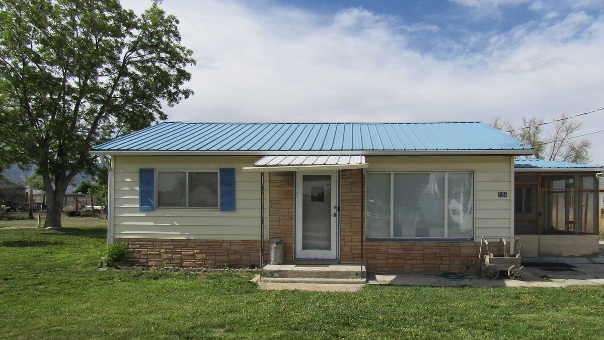 Huntington House | Grandmas Country Cottage