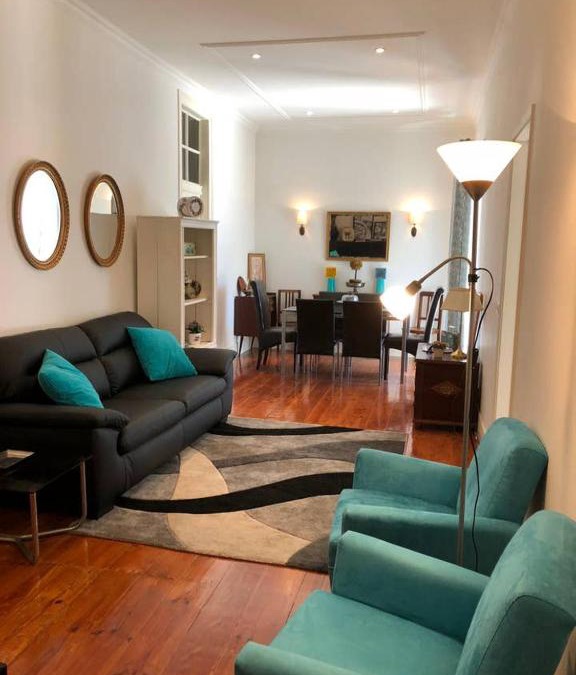 Santa Isabel Apartment | Grandmommy's House - Traditional and comfy Lisboan apartment