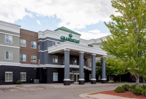 Apple Valley Hotel | Grandstay Apple Valley