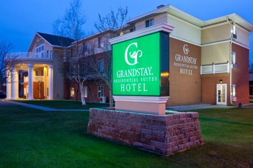 St. Cloud Hotel | GrandStay Residential Suites Hotel
