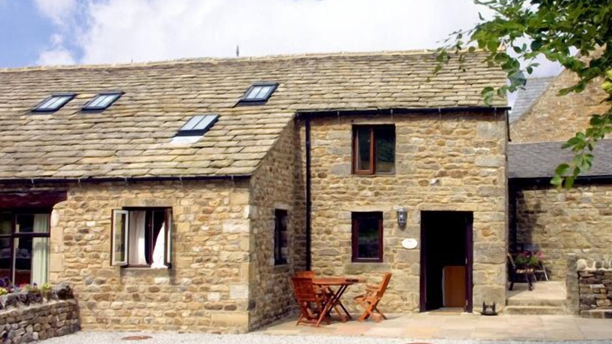 Hubberholme Cottage | GRANGE COTTAGE, family friendly, character holiday cottage in Buckden
