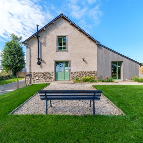Geveze House | Grange moderne près de Rennes avec jolie vue !