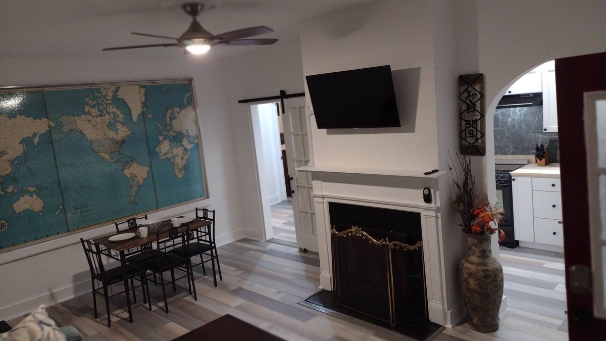 Elberton House | Granite Nest West Spacious 2 Bedroom - WiFi - TV