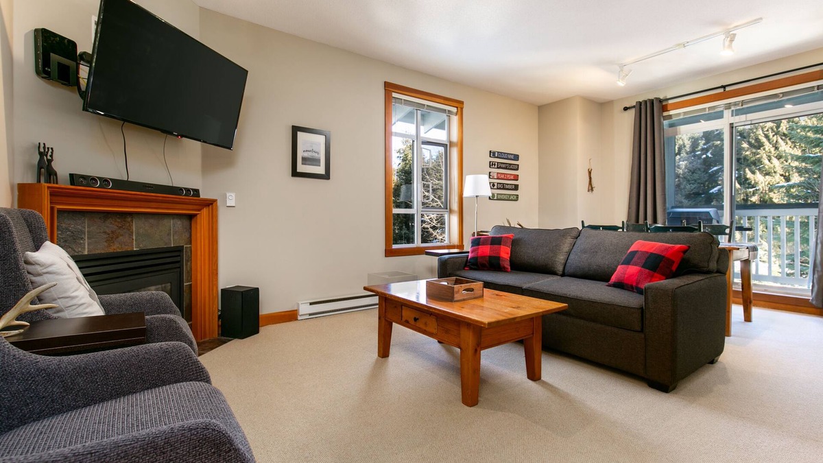 Village North House | GraniteCourt402: 1 bedroom in Prime Village North location. Walk to Everything!