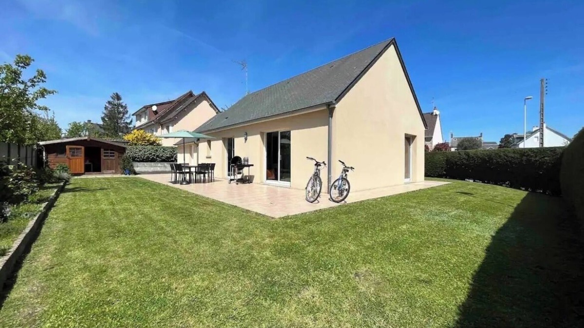 Granville House | GRANVILLE HOUSE - BEACH 800M - BIKES - TABLE SOCCER - BARBECUE