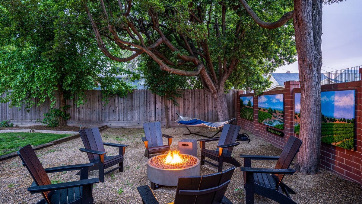 Lodi Bed & Breakfast | Grape Escape Inn & Suites