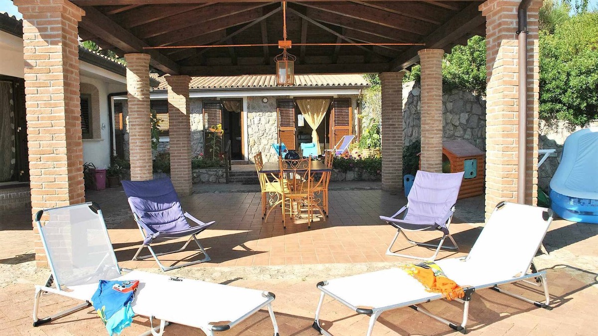 Itri House | GRAPES & STARS PETIT on the Sperlonga hill