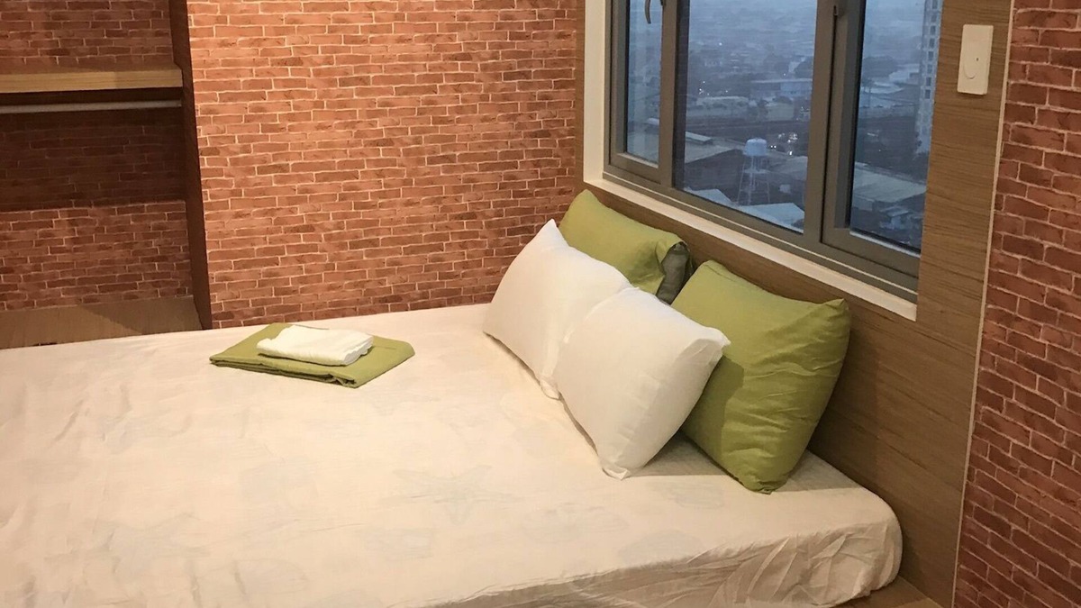 Santo Cristo Apartment | Grass residences sm north cozy comfortable stay qc - jeff