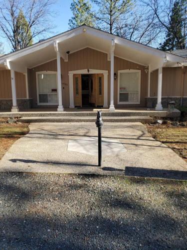 Cedar Ridge House | Grass Valley Oasis - Spacious Family Retreat Near Rollins Lake