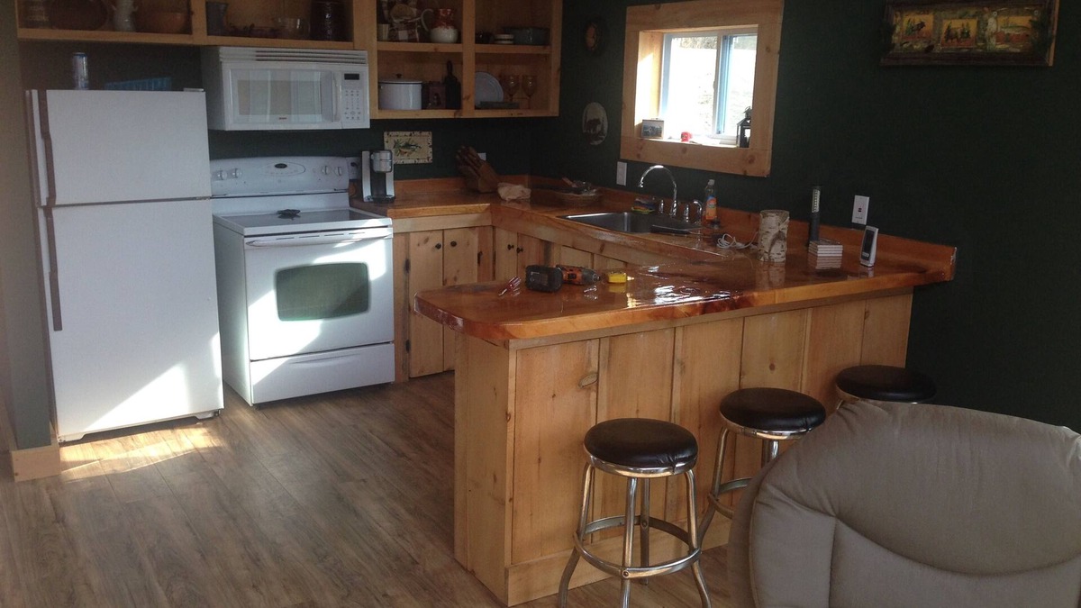 Chase Mills Cottage | Grasse River Waterfront Cottage minutes to Waddington