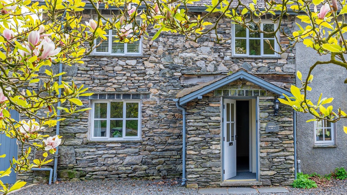 Low Newton Cottage | Grassholme Cottage with Lake Views