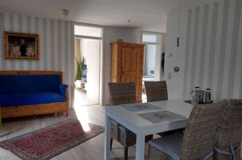 Moessingen Apartment | Grasshoppers