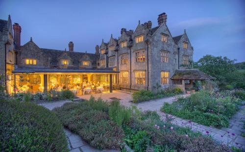 West Hoathly Hotel | Gravetye Manor