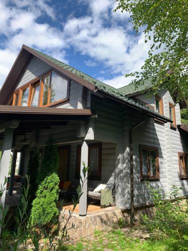 Soymy Cabin | Gray House